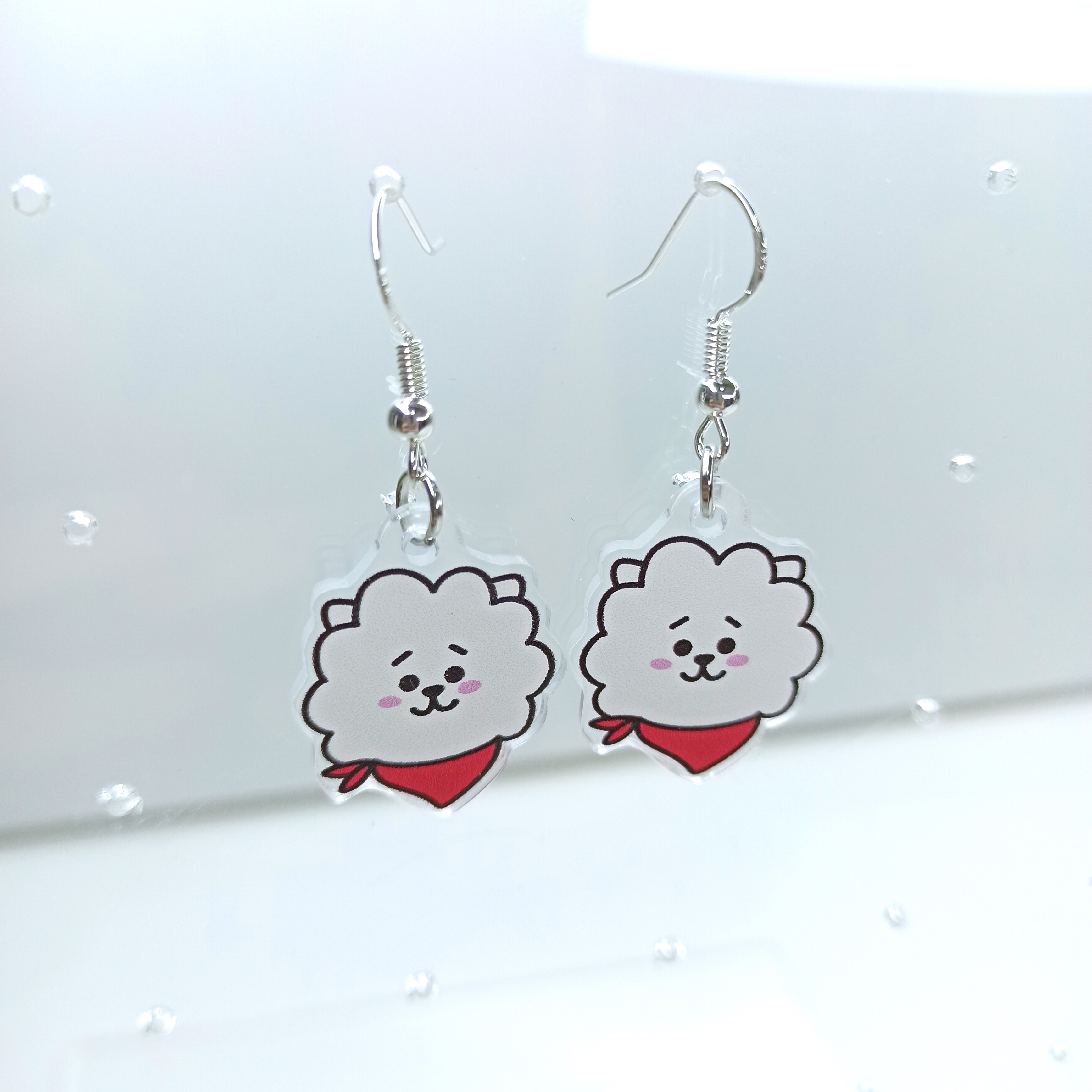 Серьги акриловые "BT21 RJ" (овечка)