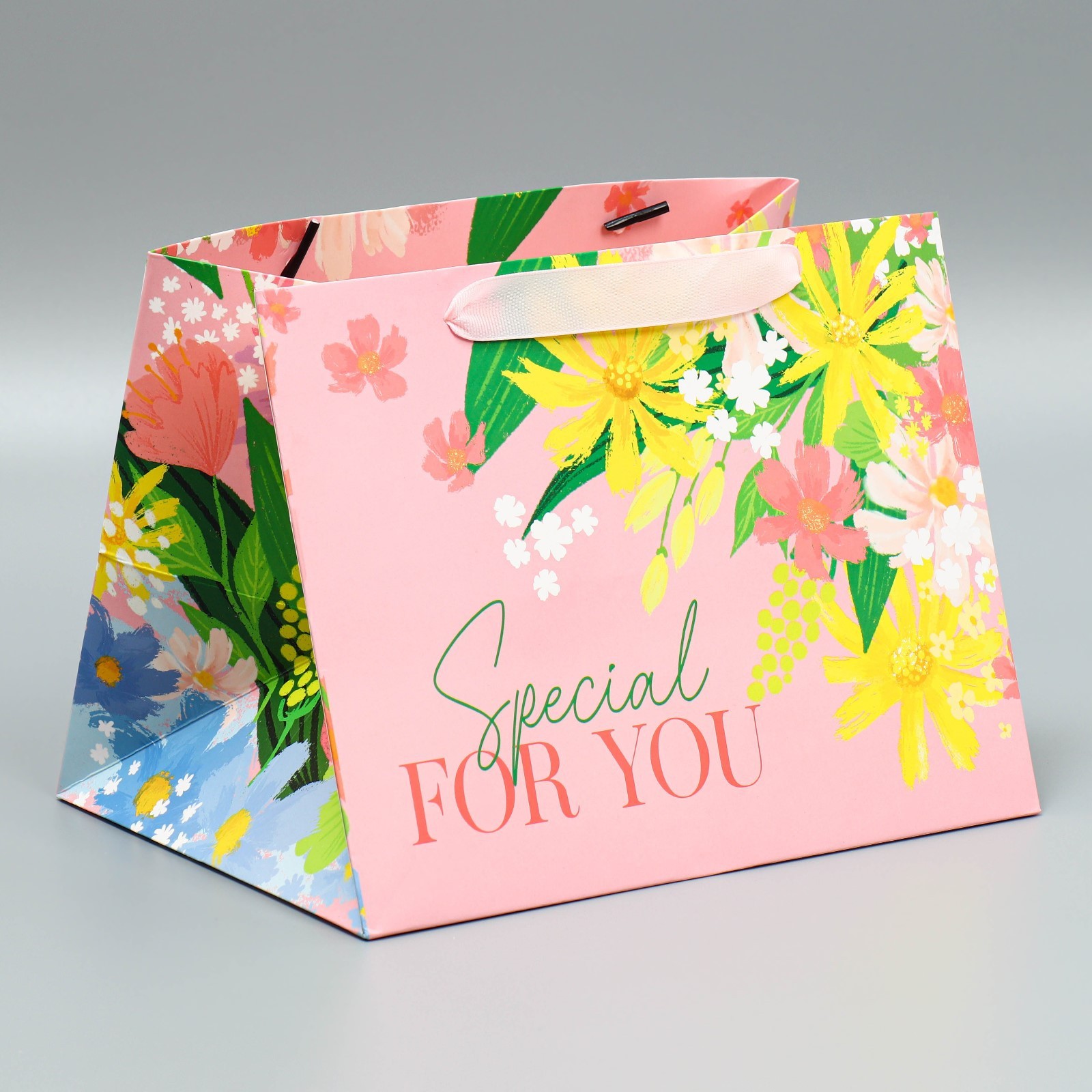 Пакет подарочный с широким дном, упаковка, «Special for you», 25×19×18 см