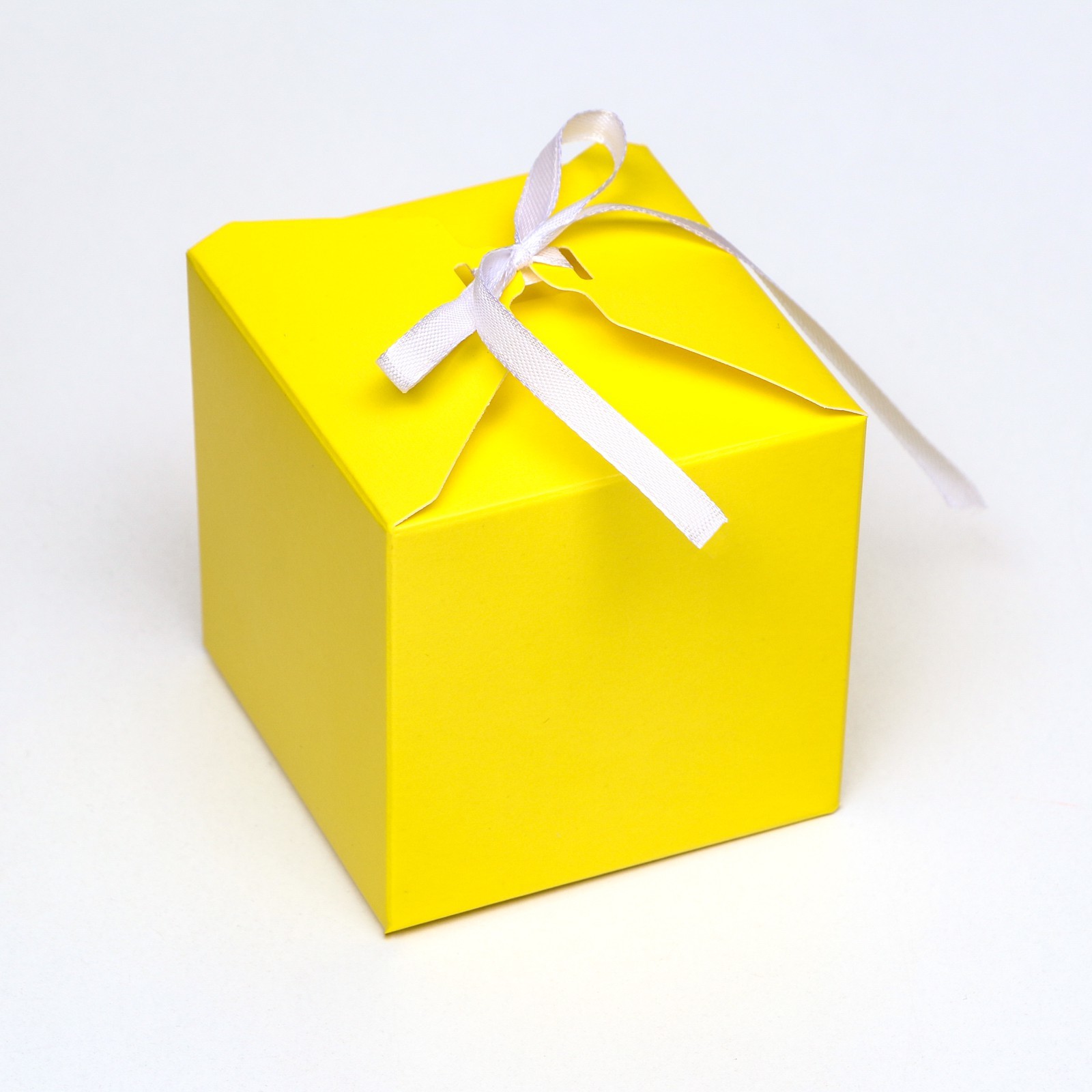 Коробка подарочная складная, квадратная, желтая, 8×8×8 см