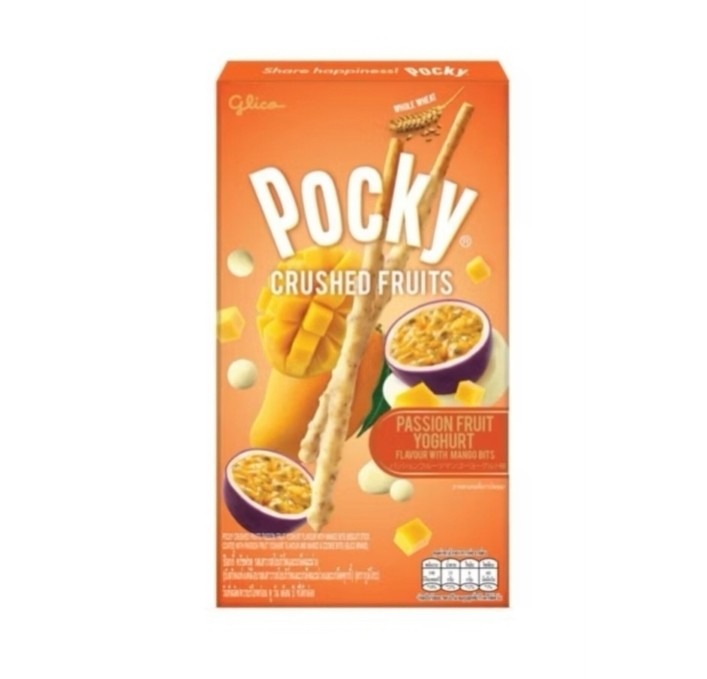 Бисквитные палочки Glico Pocky Crushed Fruits со вкусом йогурта из маракуйи и кусочками манго, 38г