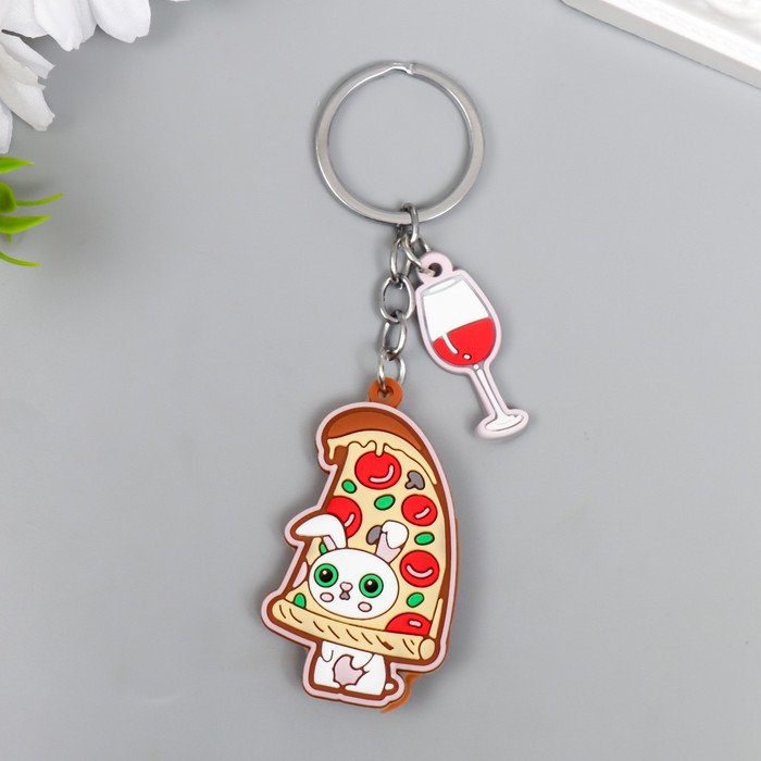 Брелок резина "Зайка пицца" 6х3,5 см бокал 3,5х1,6 см