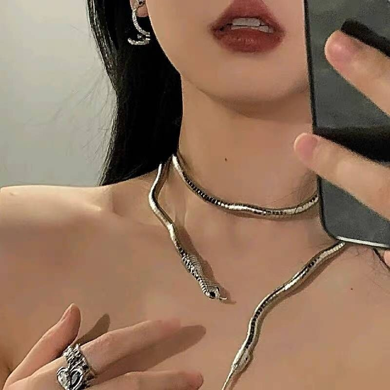 Колье "Змея"